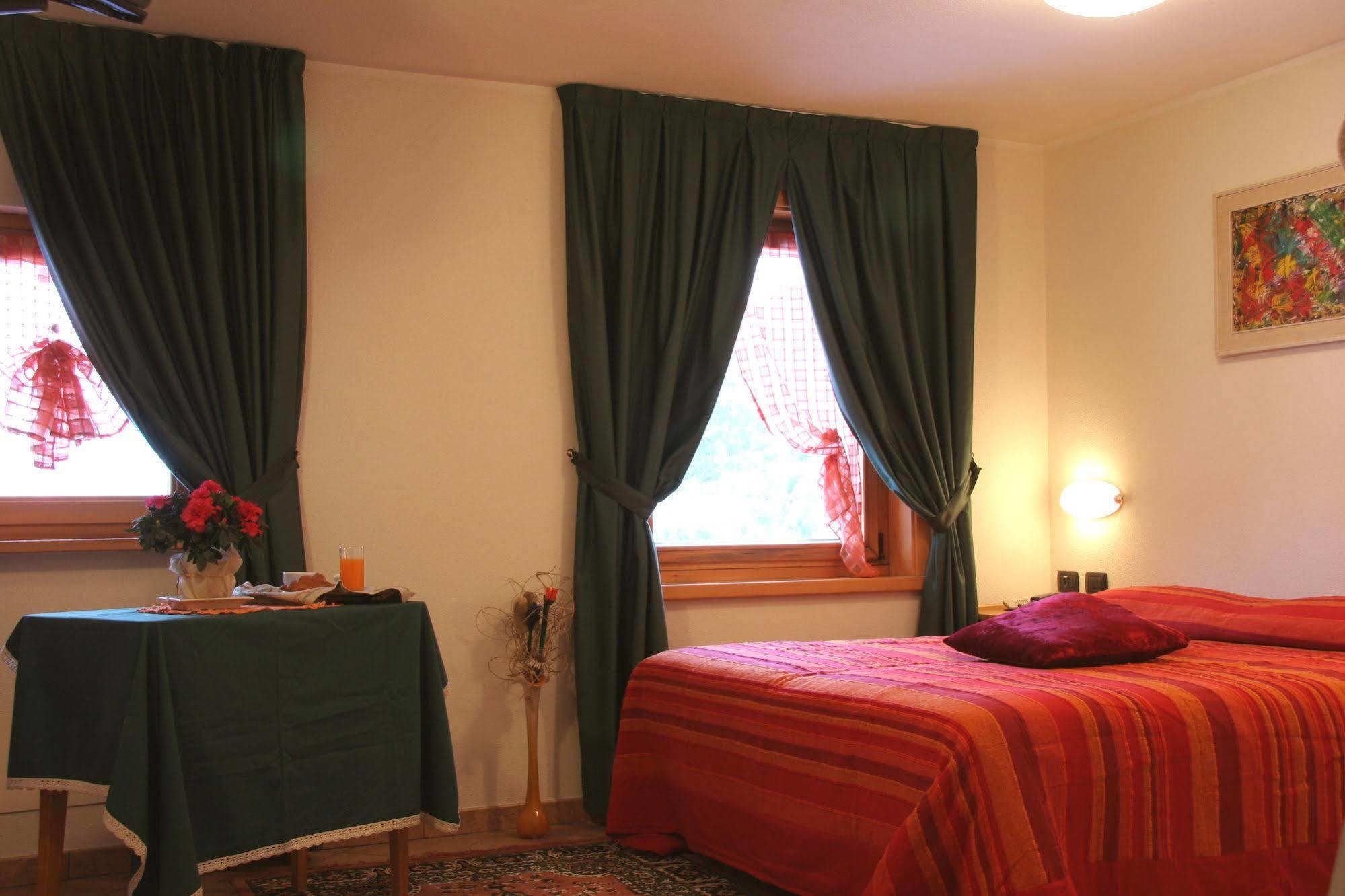 Hotel La Colombina ليفينو المظهر الخارجي الصورة